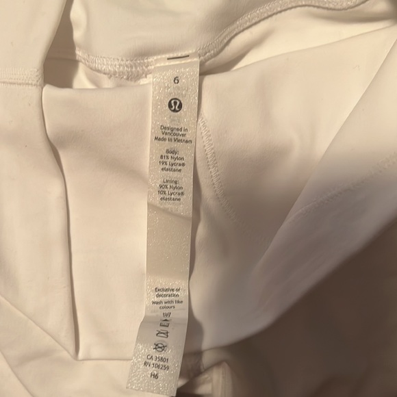 Lululemon biker shorts - Picture 3 of 3